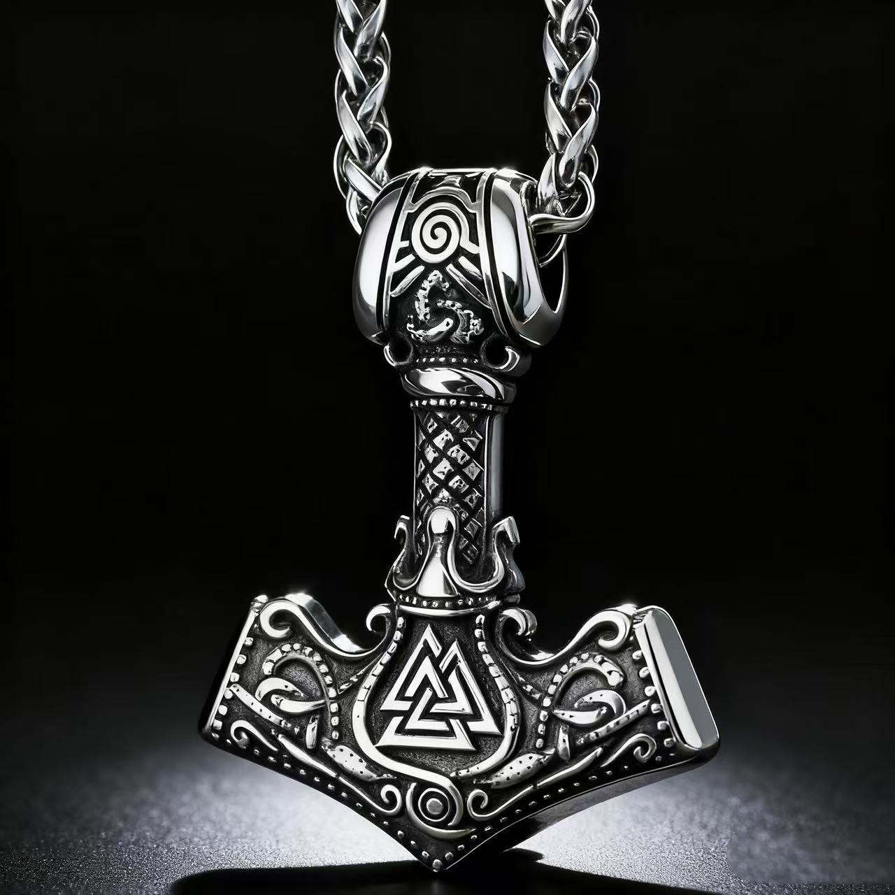 Battle Rope Anchor - Collana con ciondolo Mjolnir in acciaio